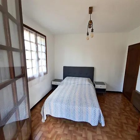 Maison De 3 Chambres Avec Jacuzzi Et Jardin Clos A בית נופש Carbini