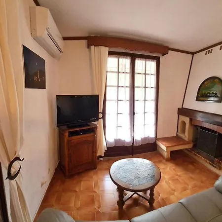 Maison De 3 Chambres Avec Jacuzzi Et Jardin Clos A * Carbini